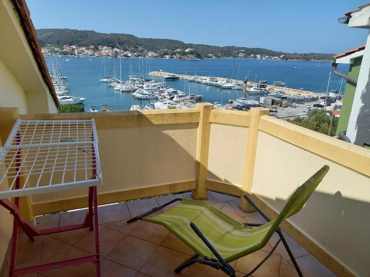 More Supetarska Draga Guest house